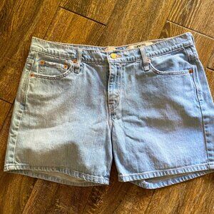Levi’s 515 light wash shorts